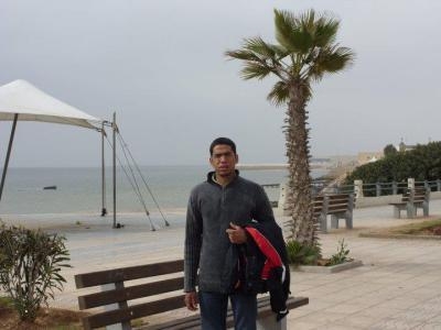 شاكور  أنا أبن حلال من المغرب  أبحث  عن زوجة - موقع زواج عرسان